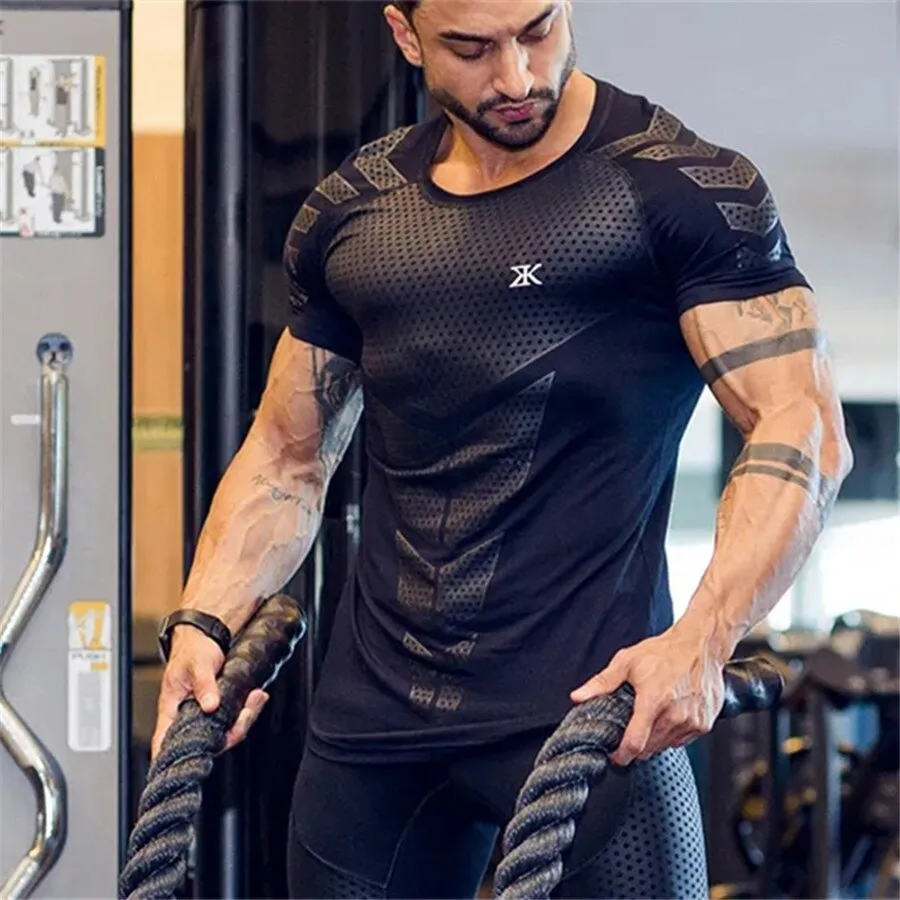 Jinquedai  Compression Quick dry T-shirt Men Running Sport Skinny Short Tee Shirt Male Gym Fitness Bodybuilding Workout Black Tops Clothing