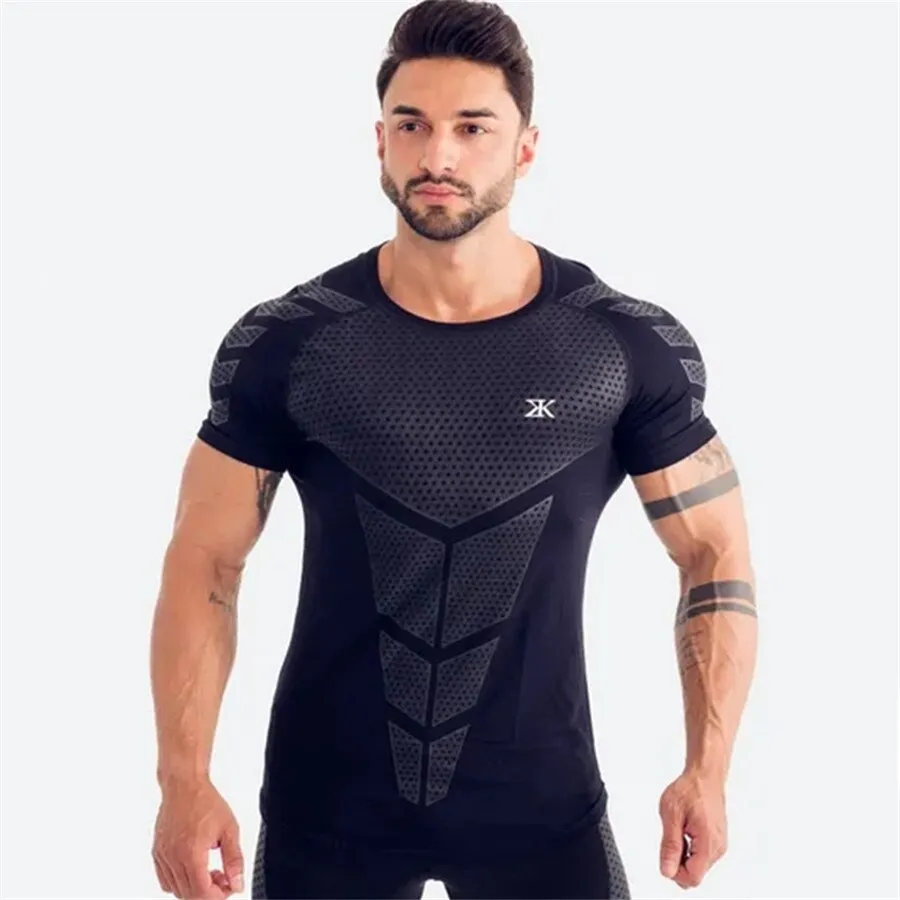 Jinquedai  Compression Quick dry T-shirt Men Running Sport Skinny Short Tee Shirt Male Gym Fitness Bodybuilding Workout Black Tops Clothing