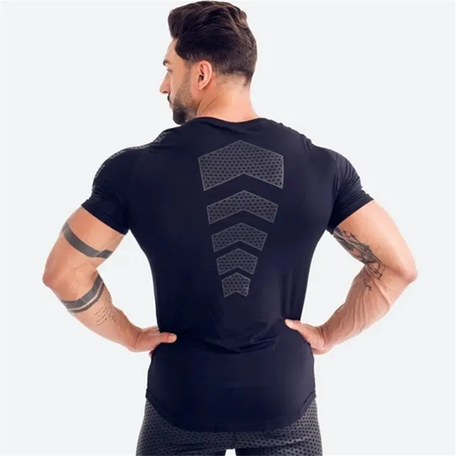 Jinquedai  Compression Quick dry T-shirt Men Running Sport Skinny Short Tee Shirt Male Gym Fitness Bodybuilding Workout Black Tops Clothing