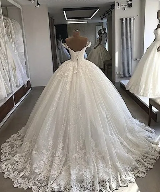 Off the shoulder Lace Ball Gowns Tulle Formal Bridal Gowns